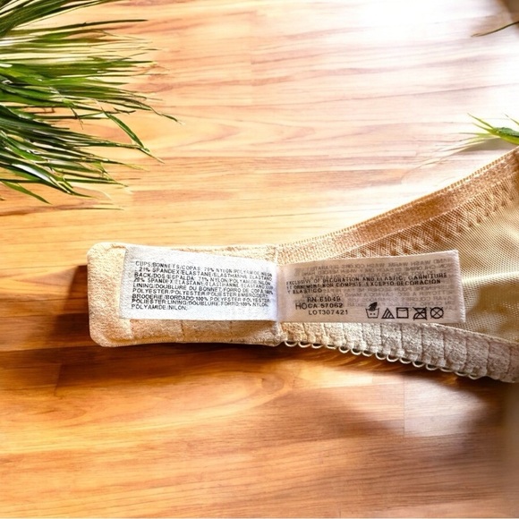 Wacoal La Femme Underwire T-Shirt Bra 853117 - 32E (US 32DD) “Naturally Nude” - Picture 9 of 11